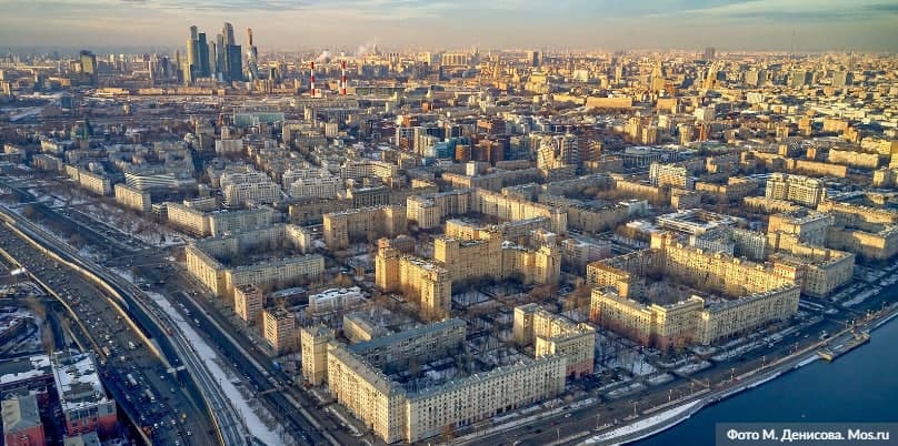 Собянин призвал москвичей не участвовать в массовых акциях в условиях ковида